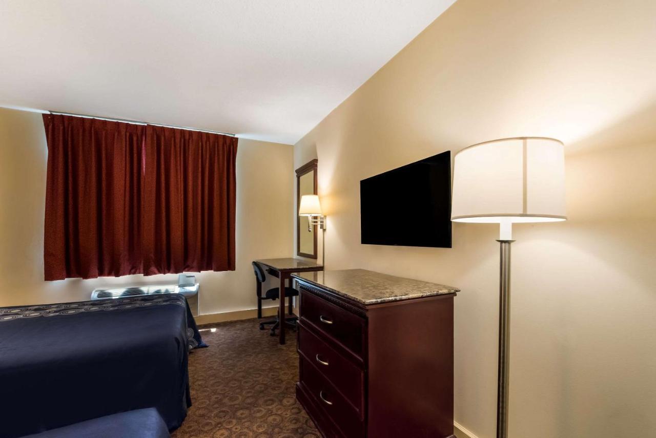 Rodeway Inn Philadelphia Buitenkant foto